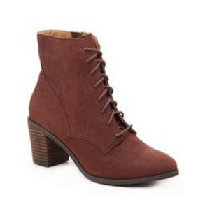 Lucky Brand Persee Bootie in Brown 8 NWOT